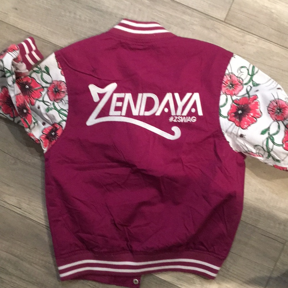 NEW* Girls Zendaya Bomber Jacket - Picture 5 of 13